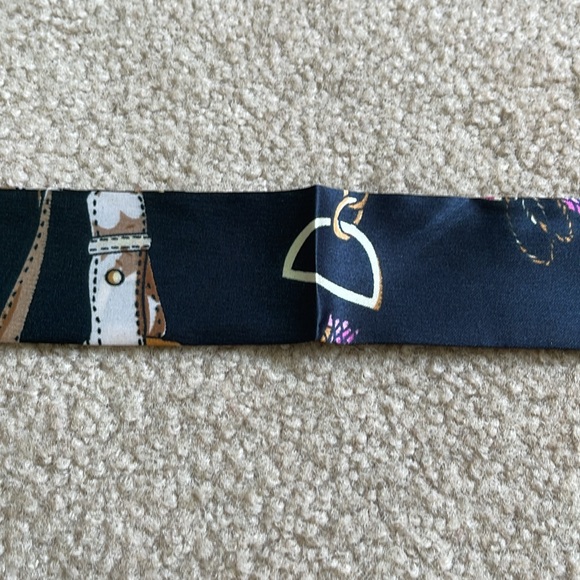 Twillies. Purse/Handbag scarves set of 3. Silky. New without tags - Picture 10 of 11